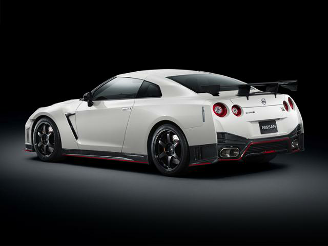 2015 Nissan GT-R