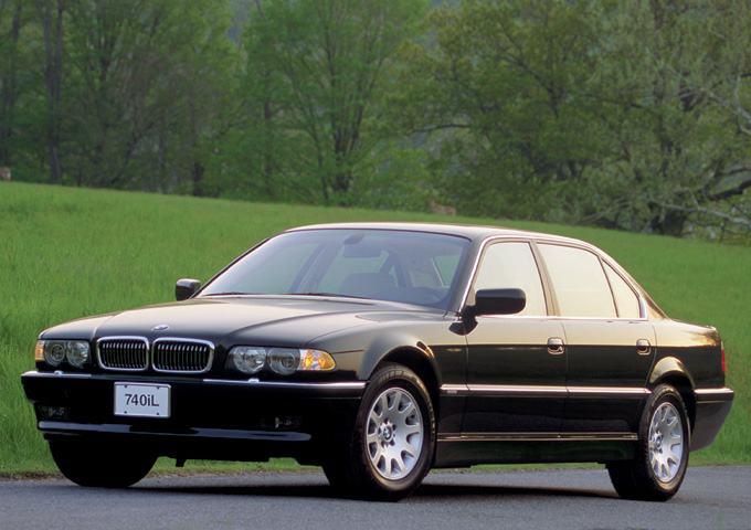 2001 BMW 740