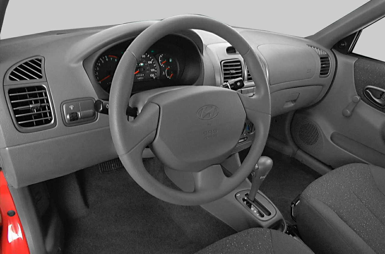2002 Hyundai Accent