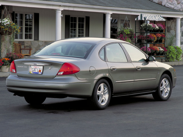 2002 Ford Taurus