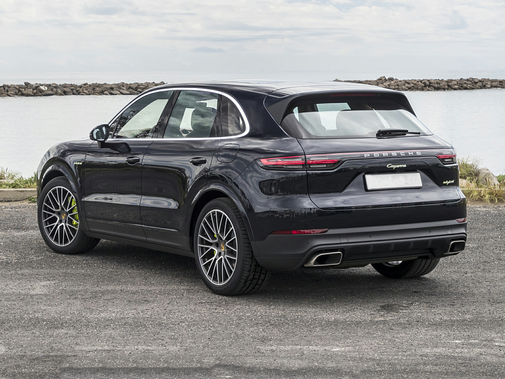 2022 Porsche Cayenne E-Hybrid