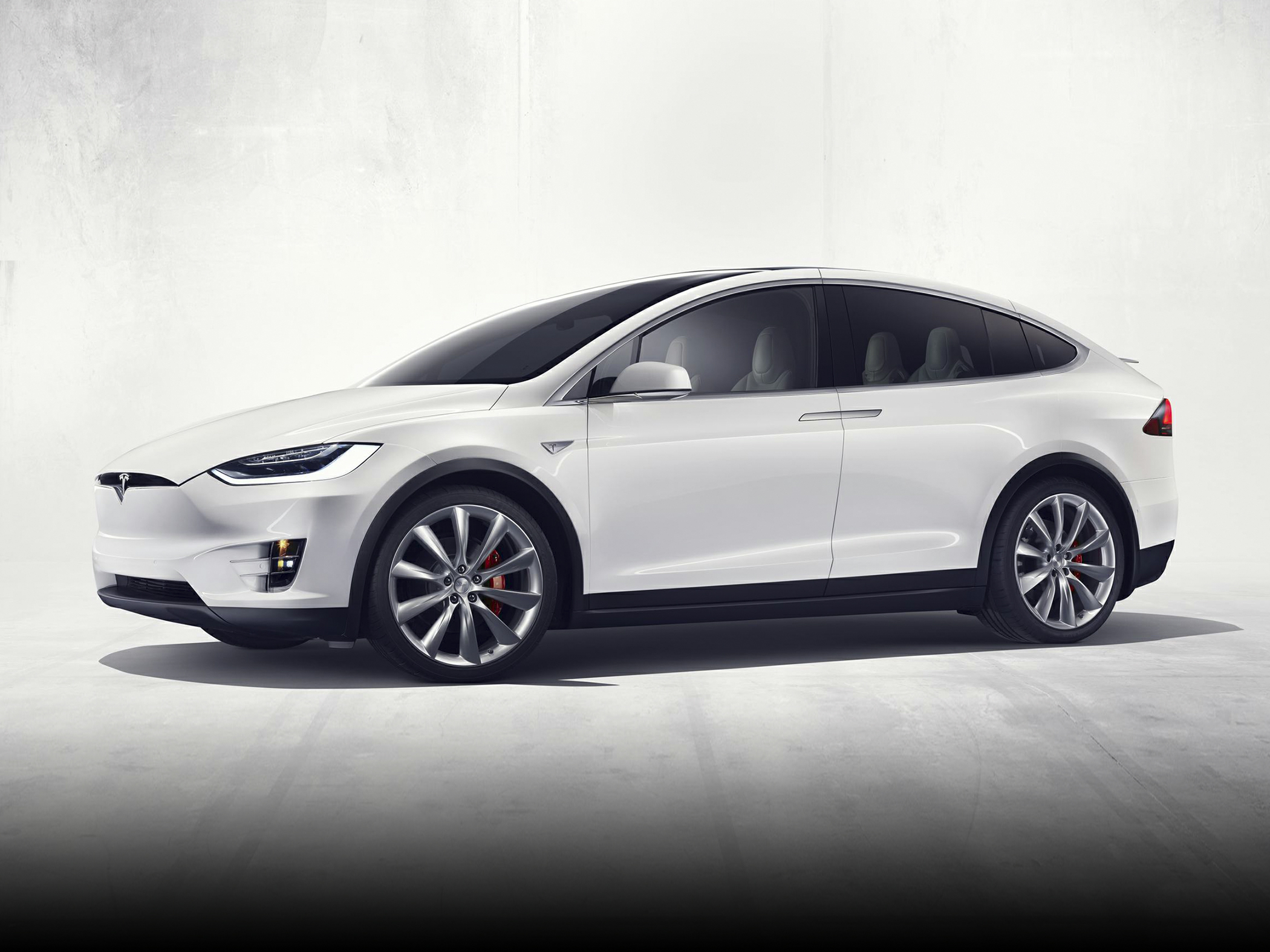 Tesla p100d model x outlet price