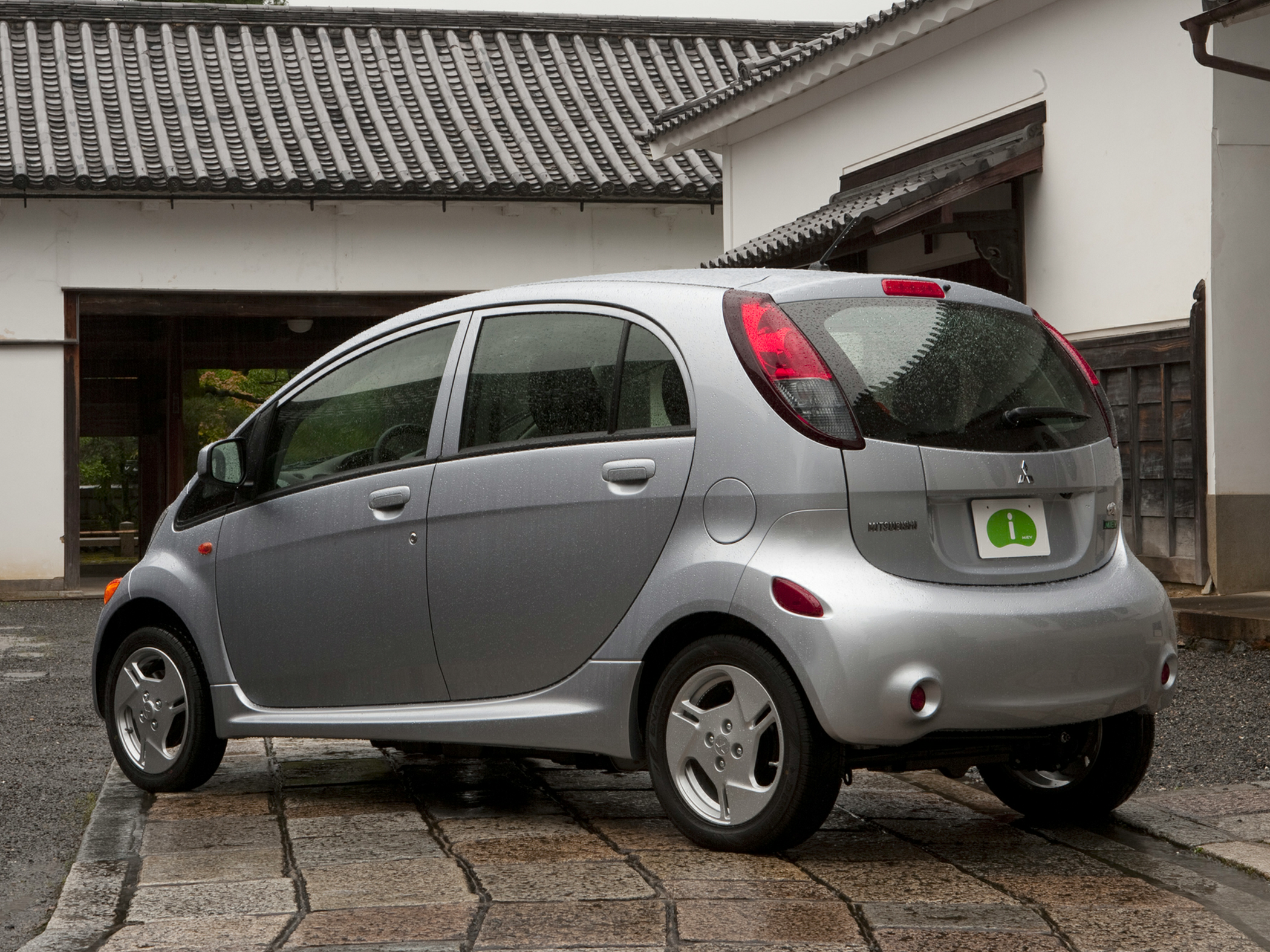 2014 Mitsubishi i-MiEV