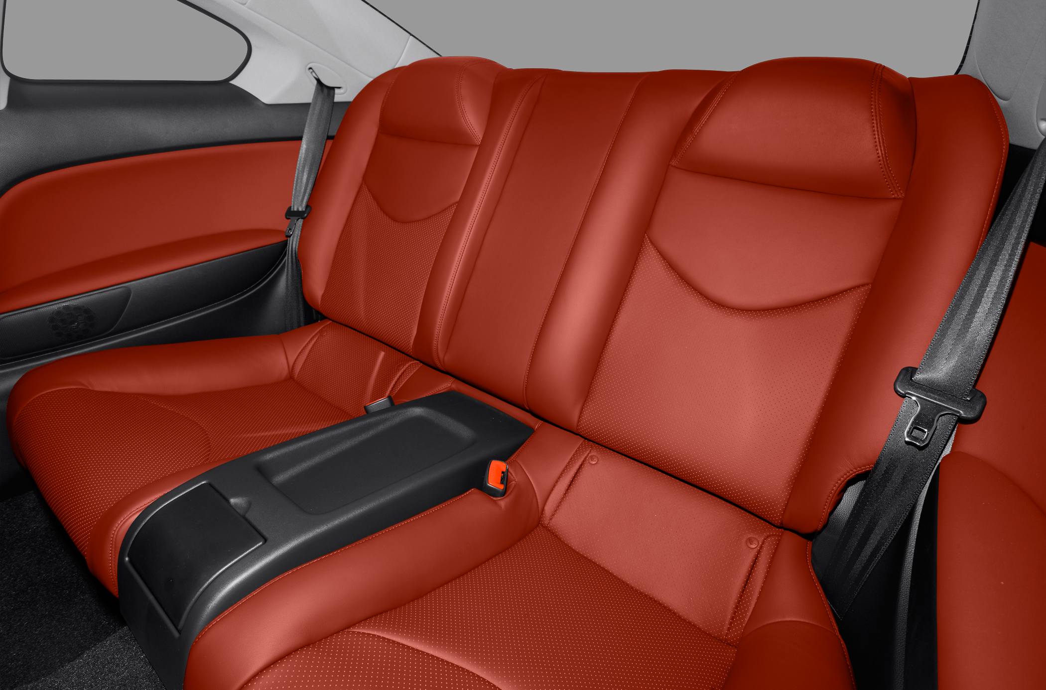 2011 INFINITI G37