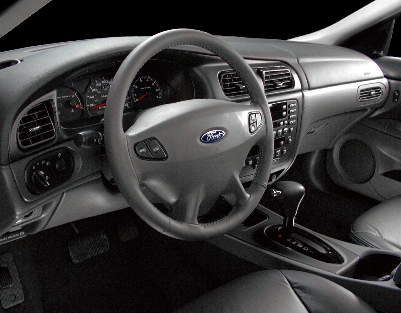 2000 Ford Taurus