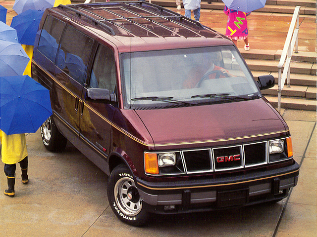 Side view of the 1993 GMC Safari