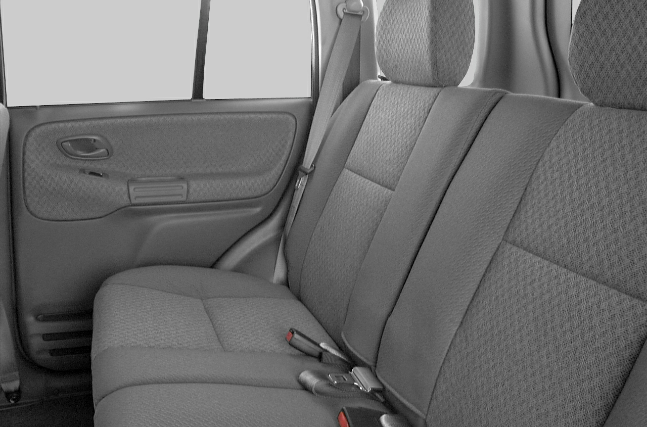 2004 Chevrolet Tracker