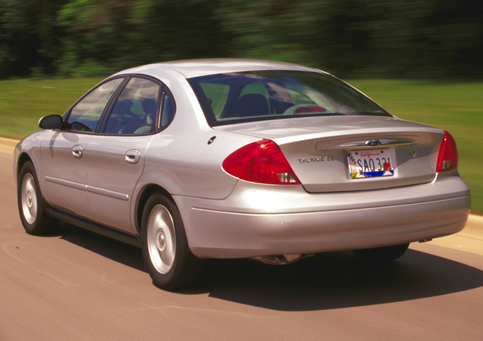 2001 Ford Taurus