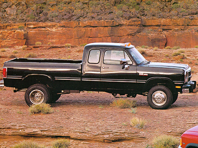 Side view of the 1993 Dodge D150