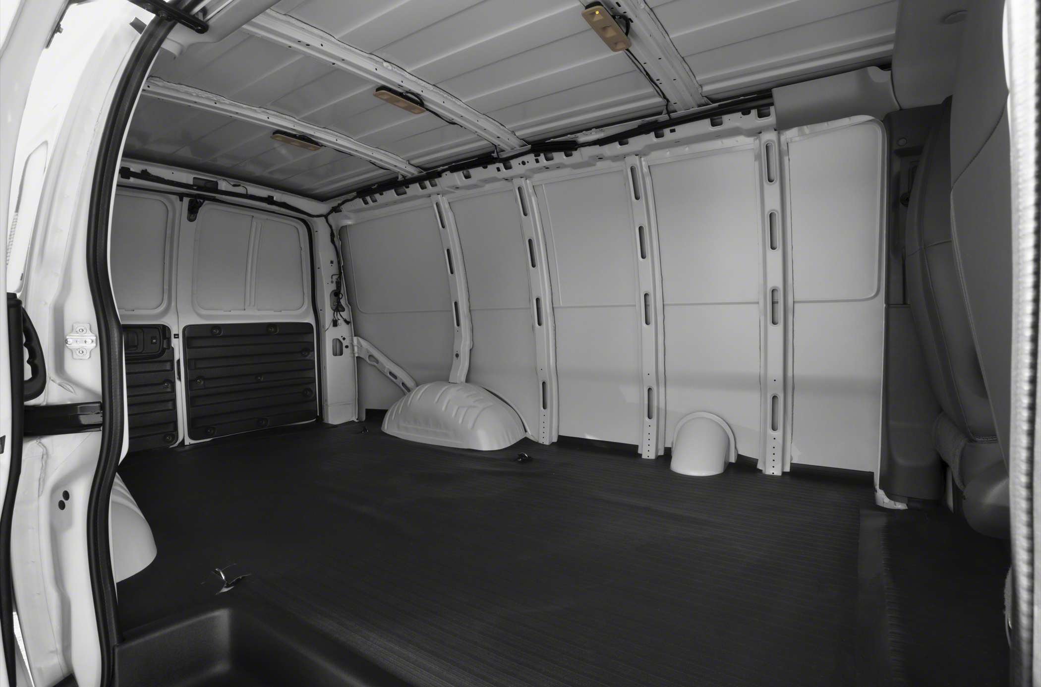 2026 GMC Savana 3500