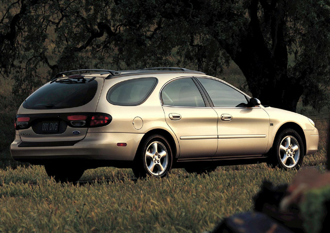 2003 Ford Taurus
