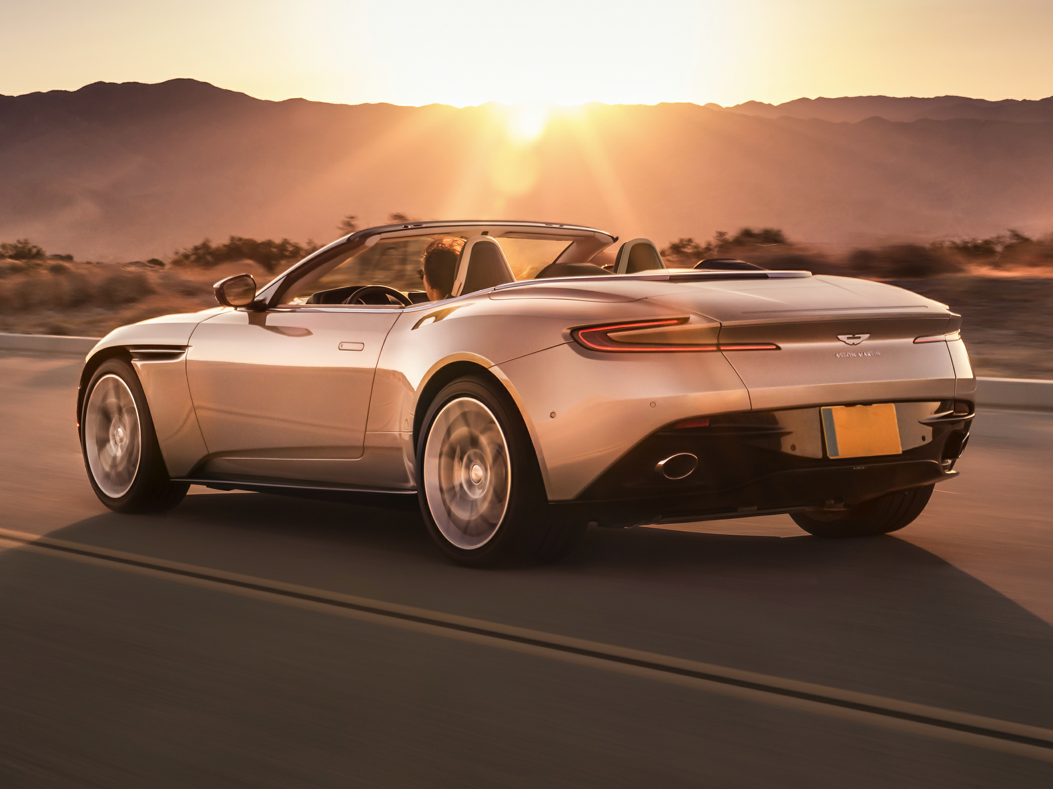 2023 Aston Martin DB11