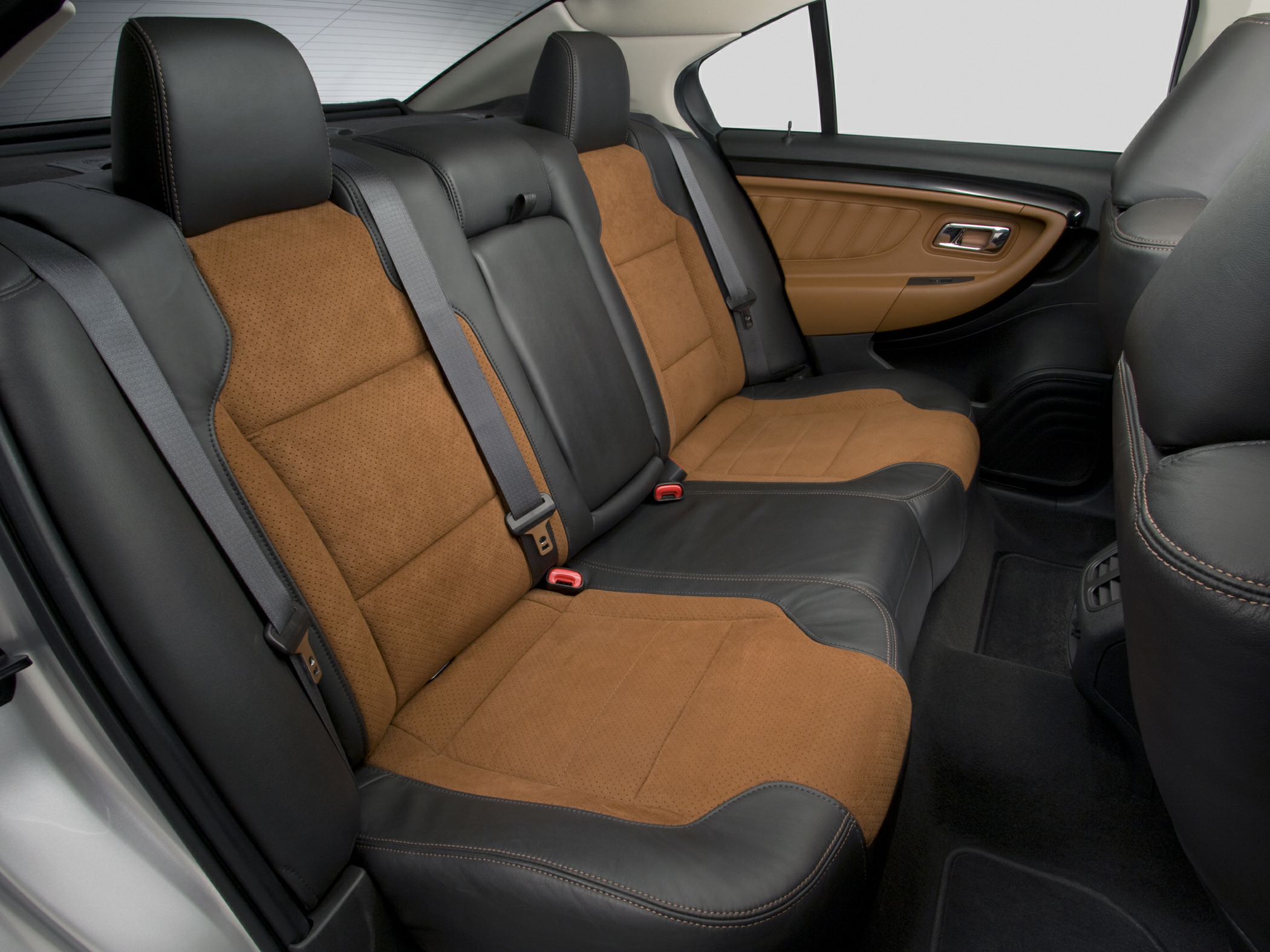 2010 Ford Taurus