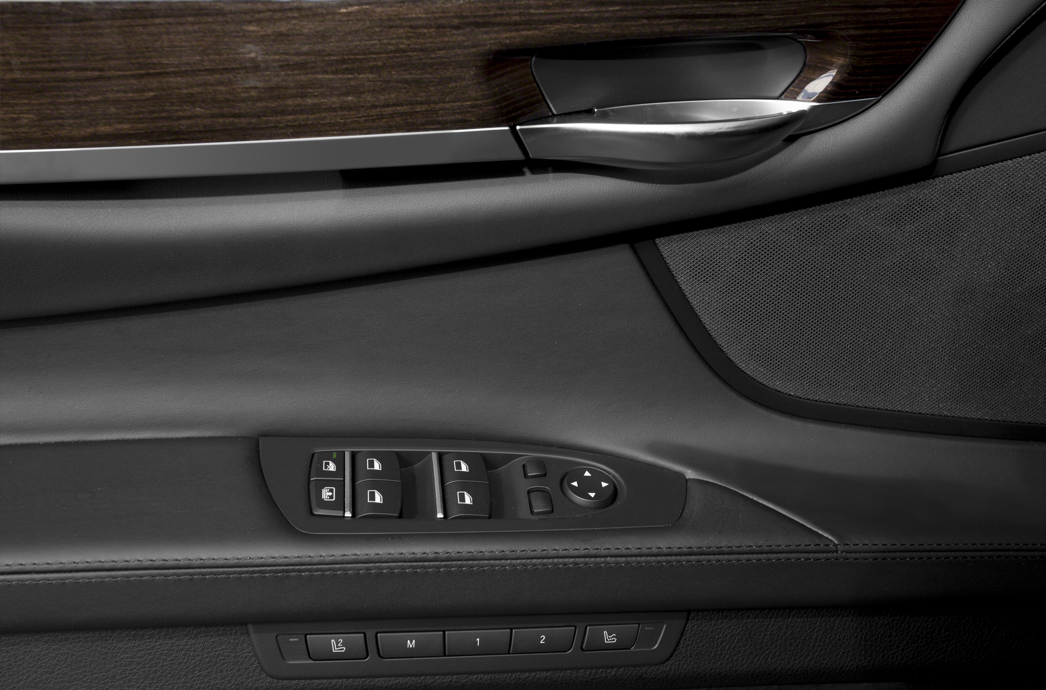 2015 BMW 740