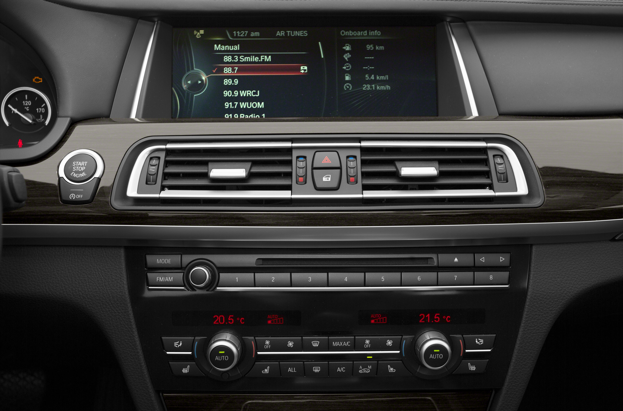 2015 BMW 740