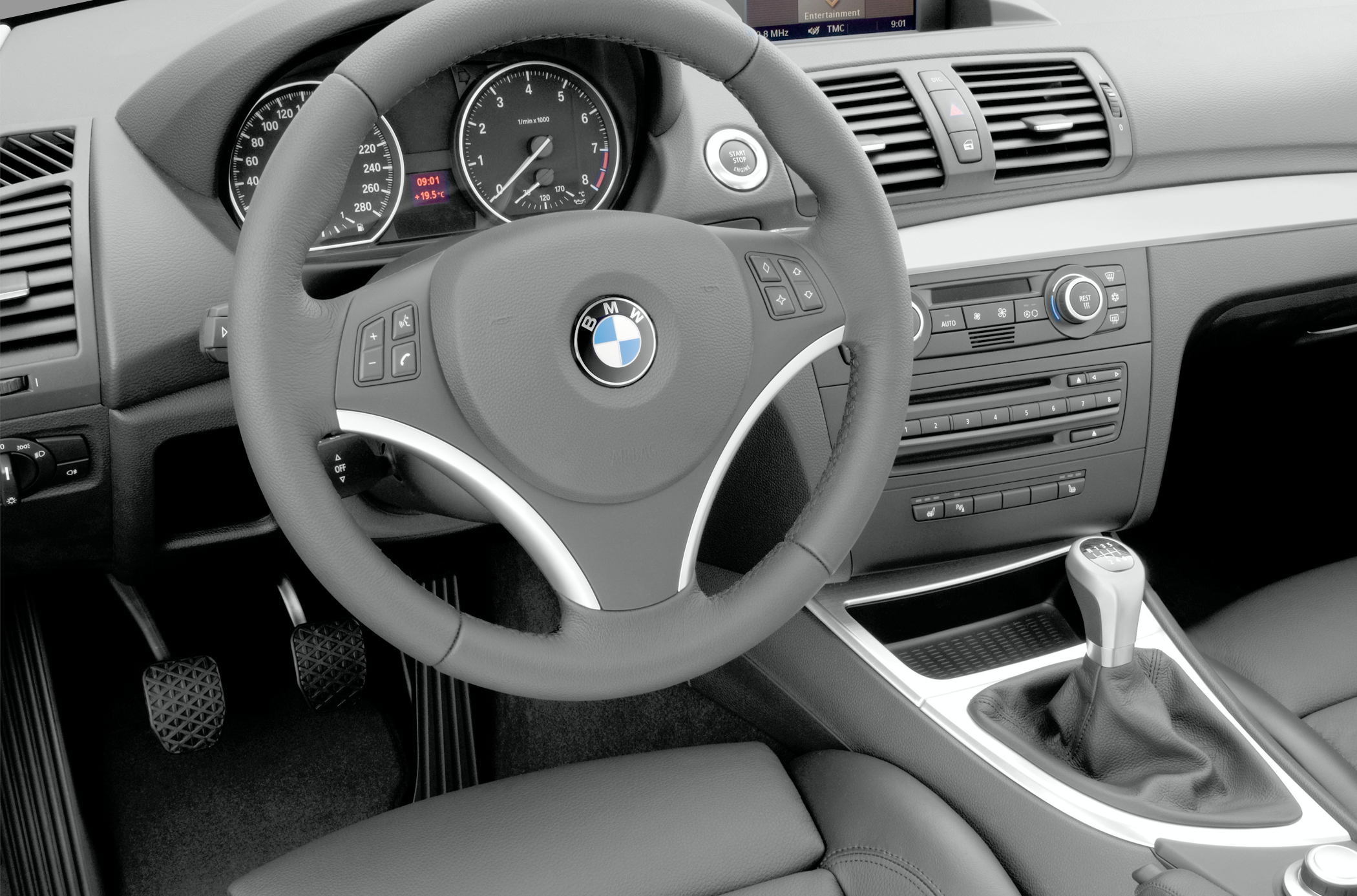 2008 BMW 128