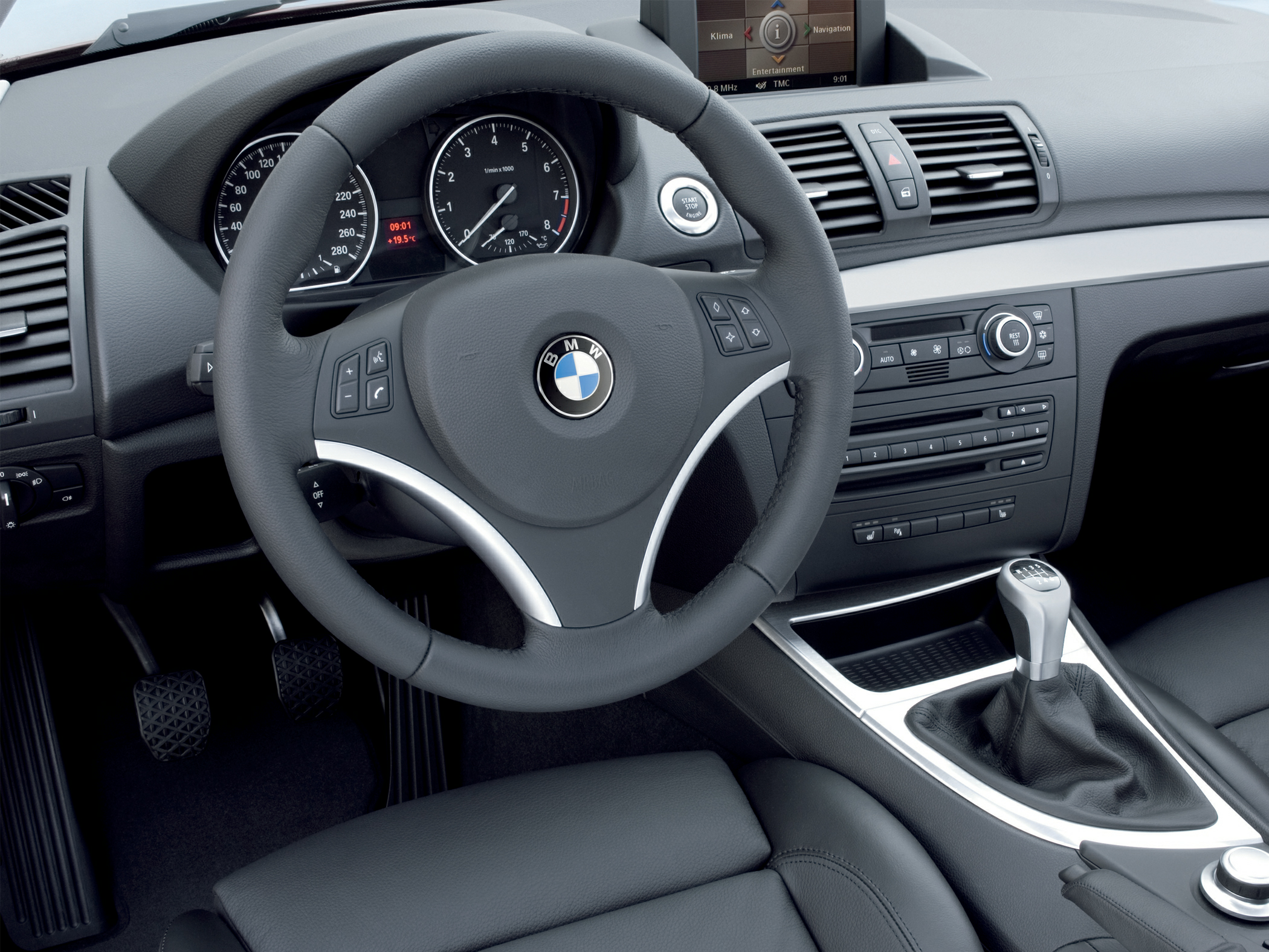 2008 BMW 128
