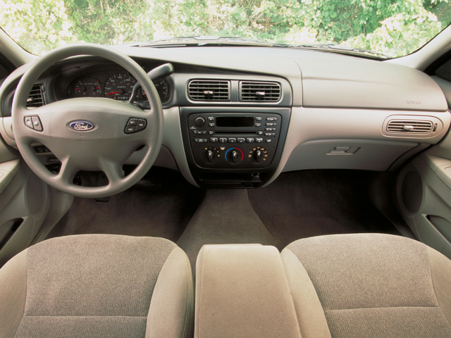 2002 Ford Taurus