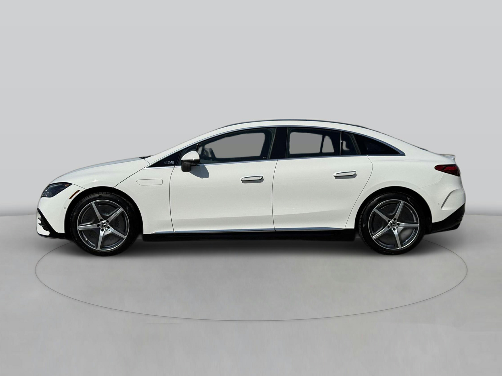 2026 Mercedes-Benz EQE 320