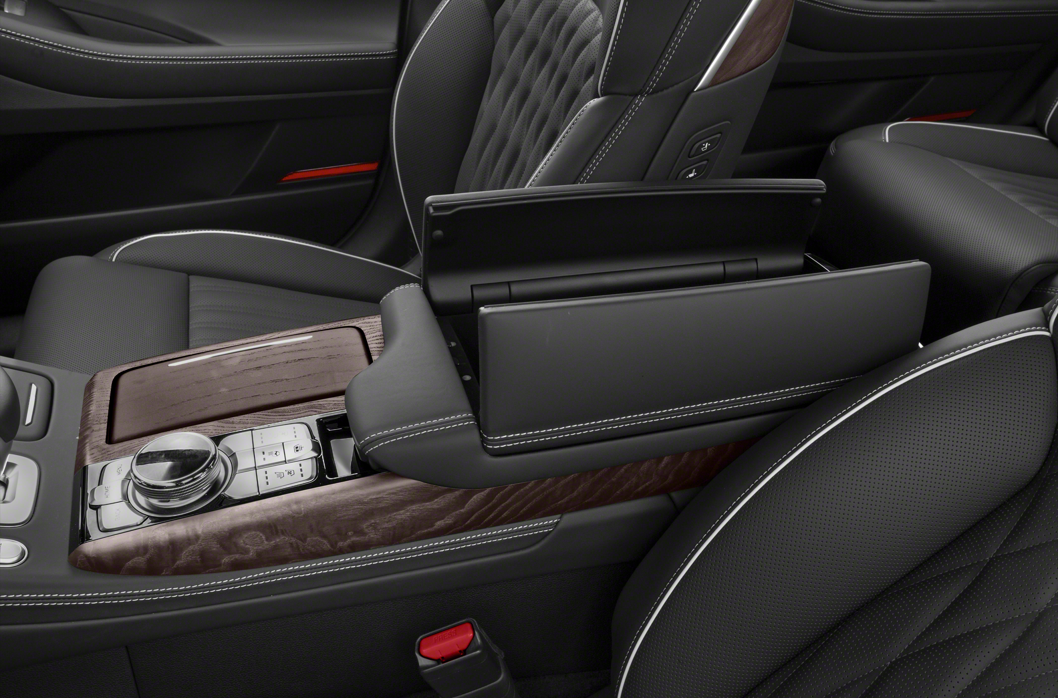 2020 Genesis G90