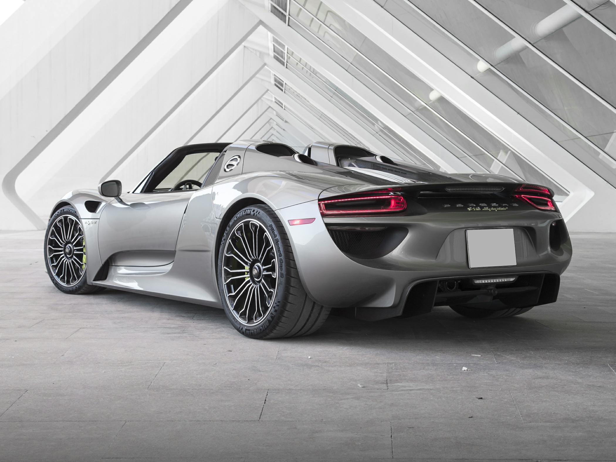2015 Porsche 918 Spyder