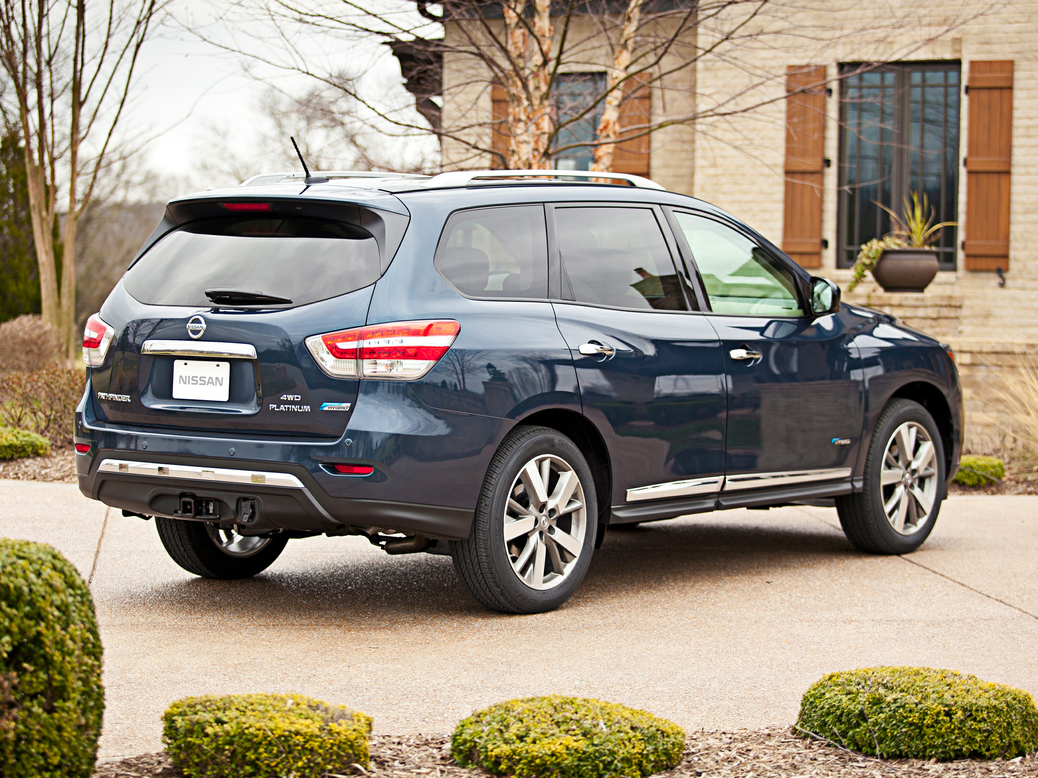 2014 Nissan Pathfinder Hybrid