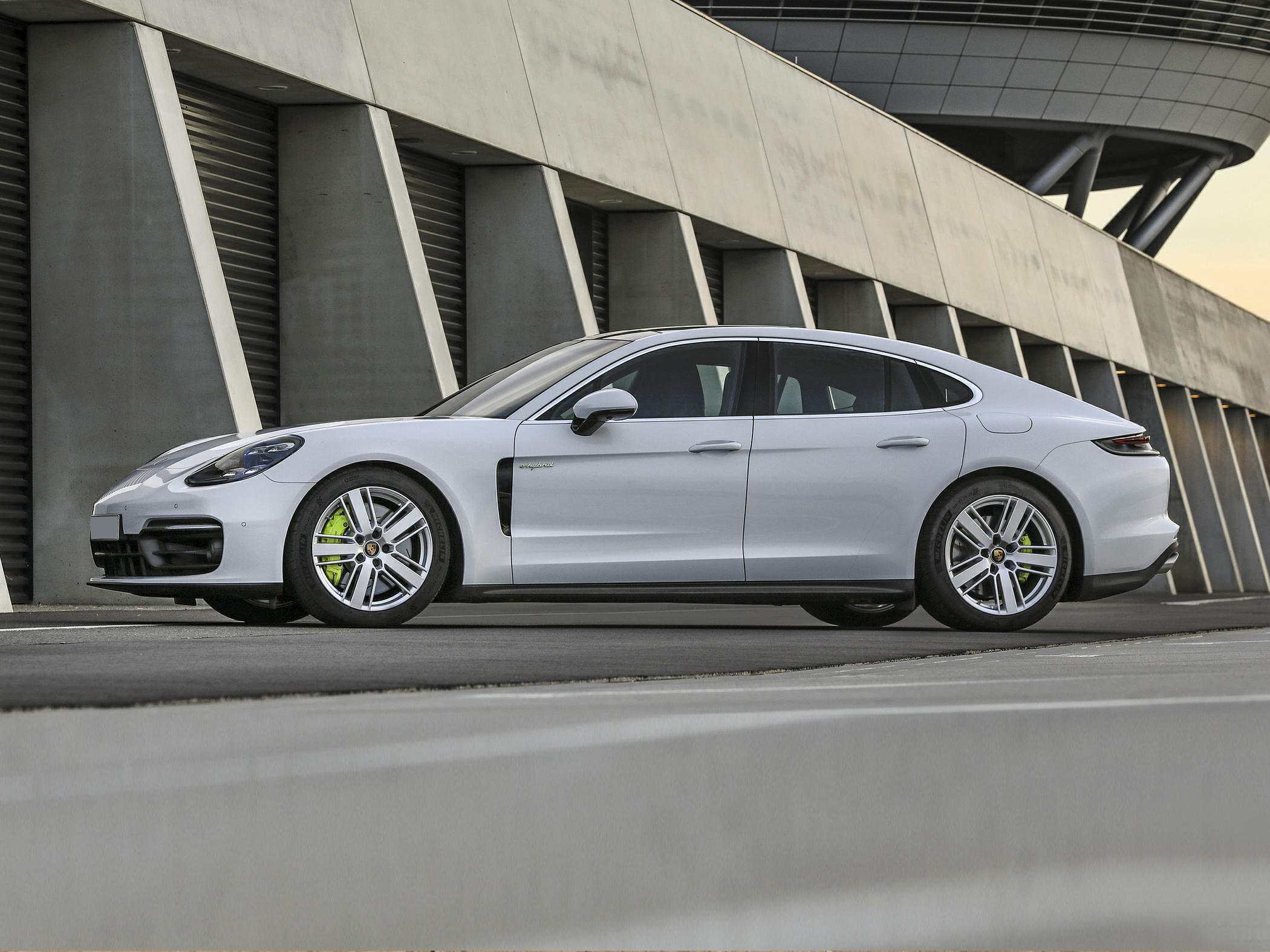 2022 Porsche Panamera E-Hybrid