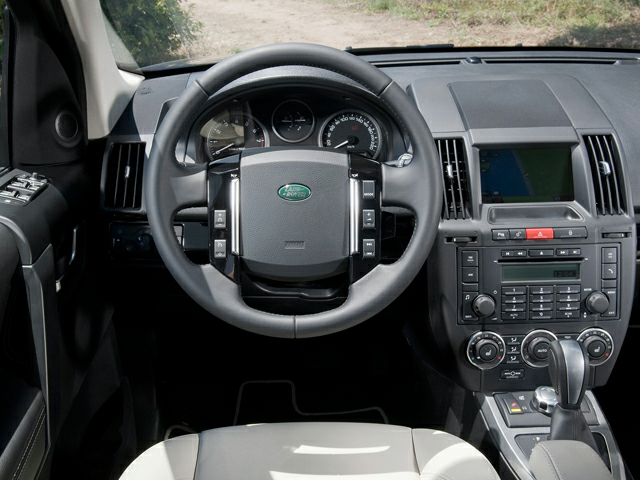 2012 Land Rover LR2
