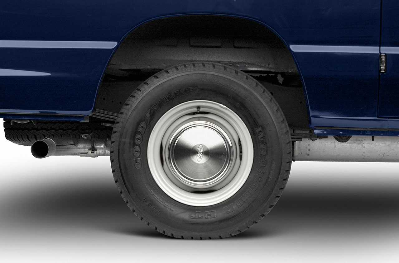 2003 Ford E250