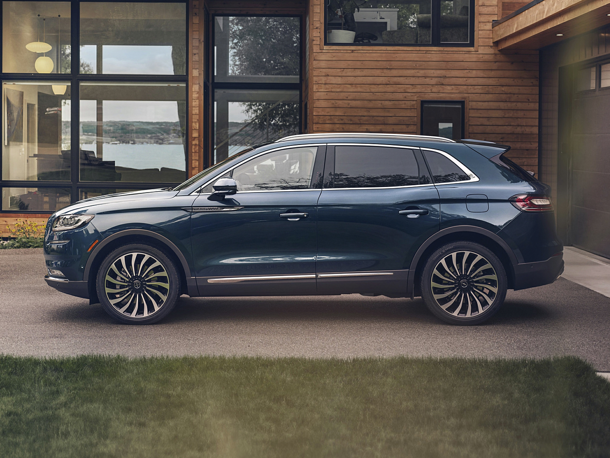 2022 Lincoln Nautilus