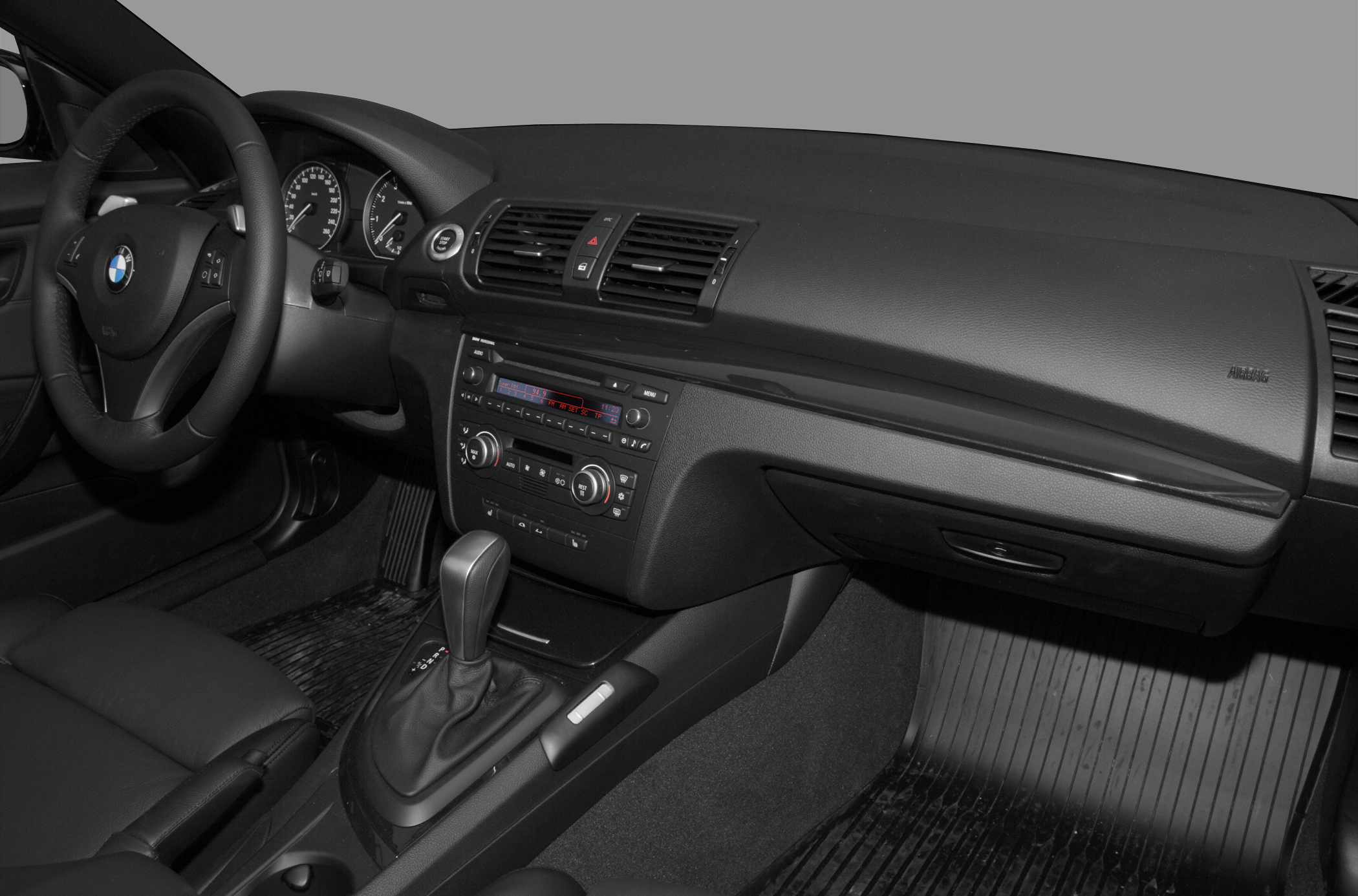 2011 BMW 128