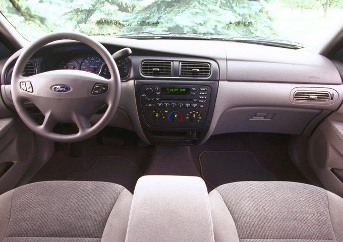 2001 Ford Taurus