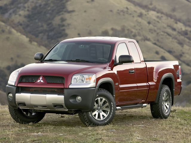 2006 Mitsubishi Raider