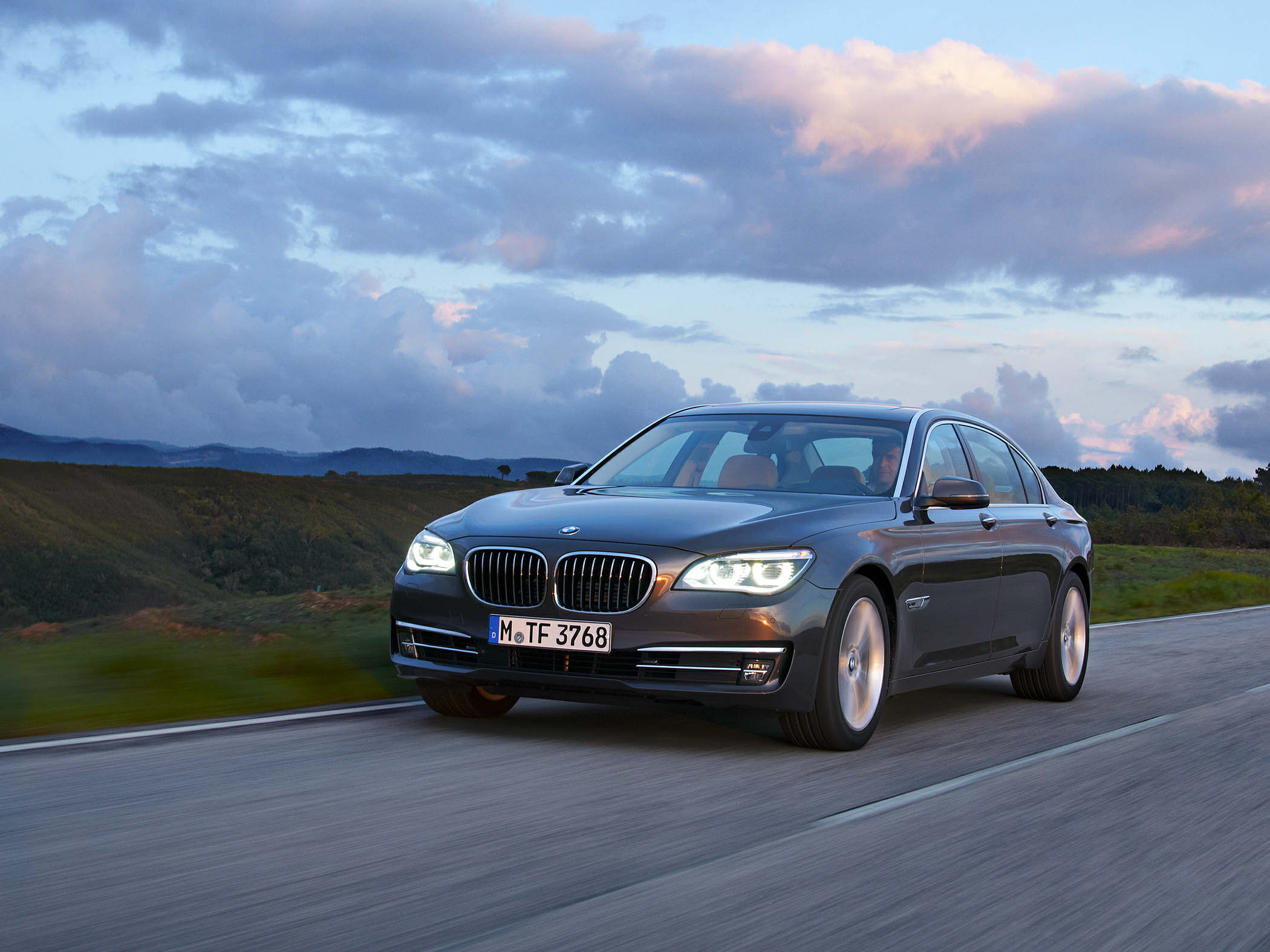 2013 BMW 740