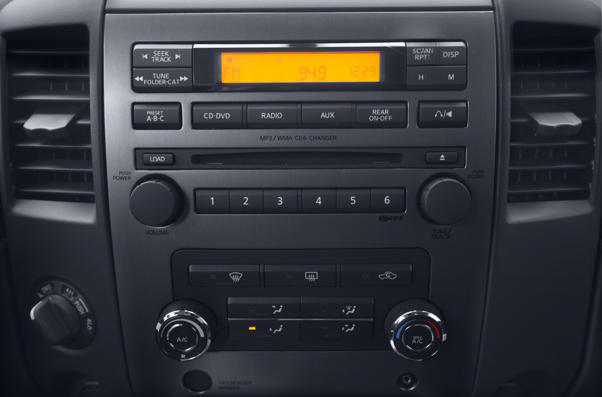 2010 Nissan Titan