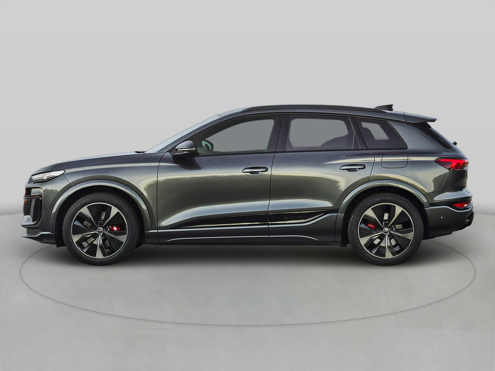 2025 Audi SQ6 e-tron