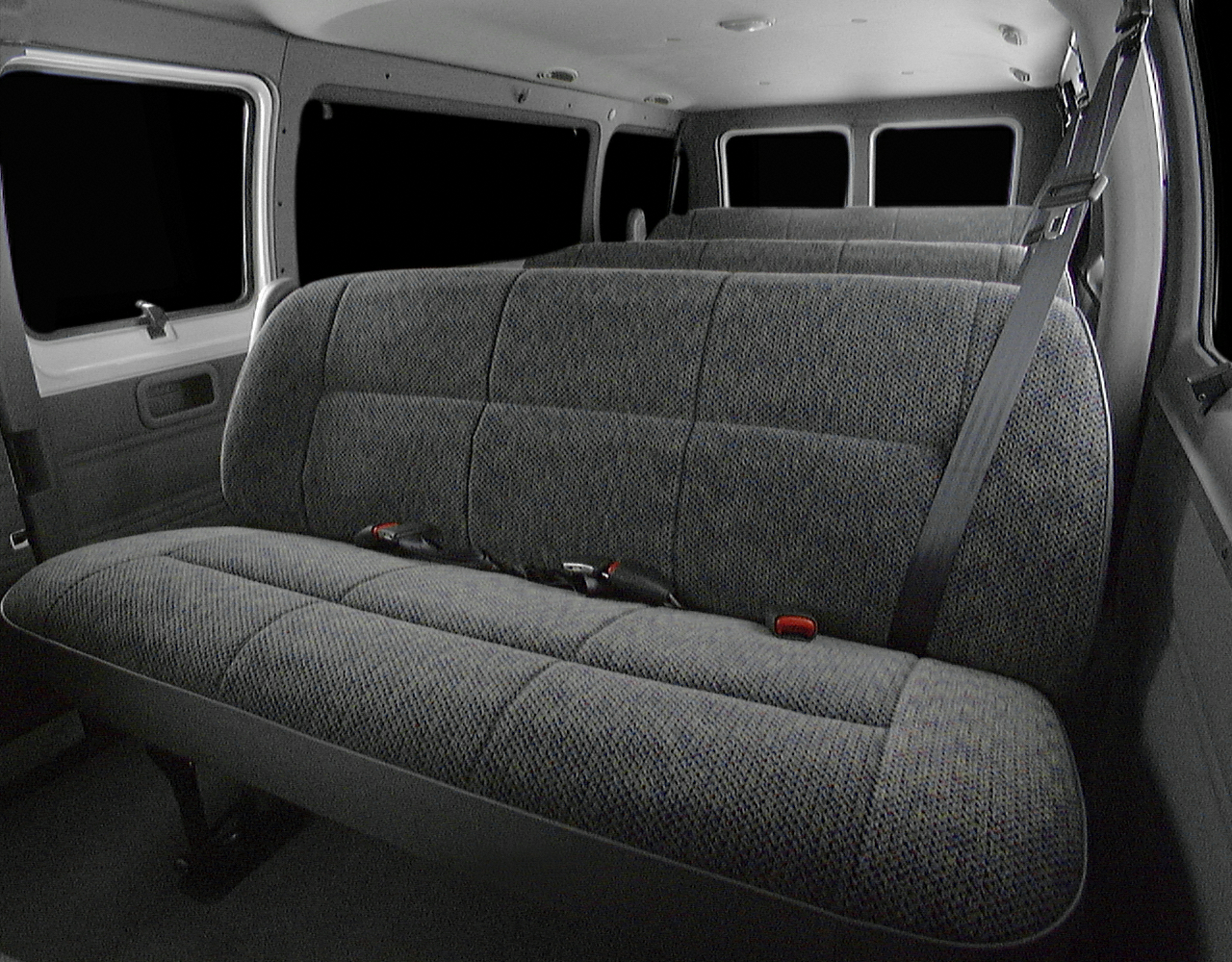 2000 Dodge Ram Wagon