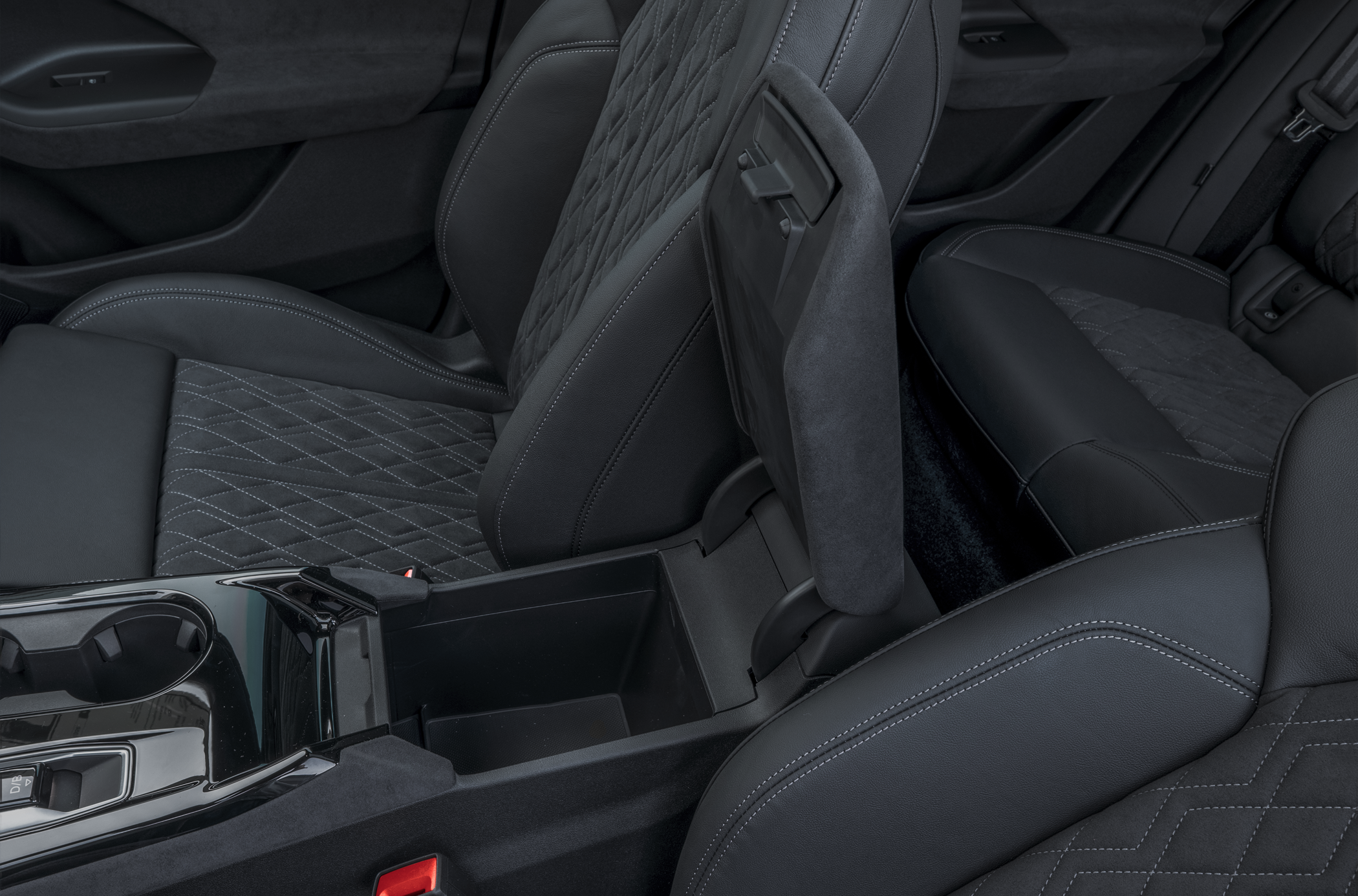 2025 Audi SQ6 e-tron