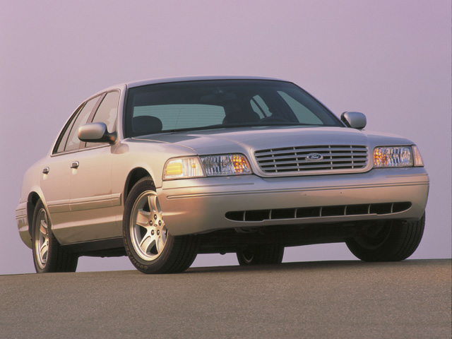 2002 Ford Crown Victoria