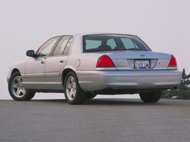 2002 Ford Crown Victoria