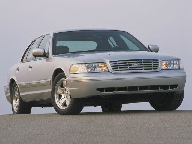 2002 Ford Crown Victoria