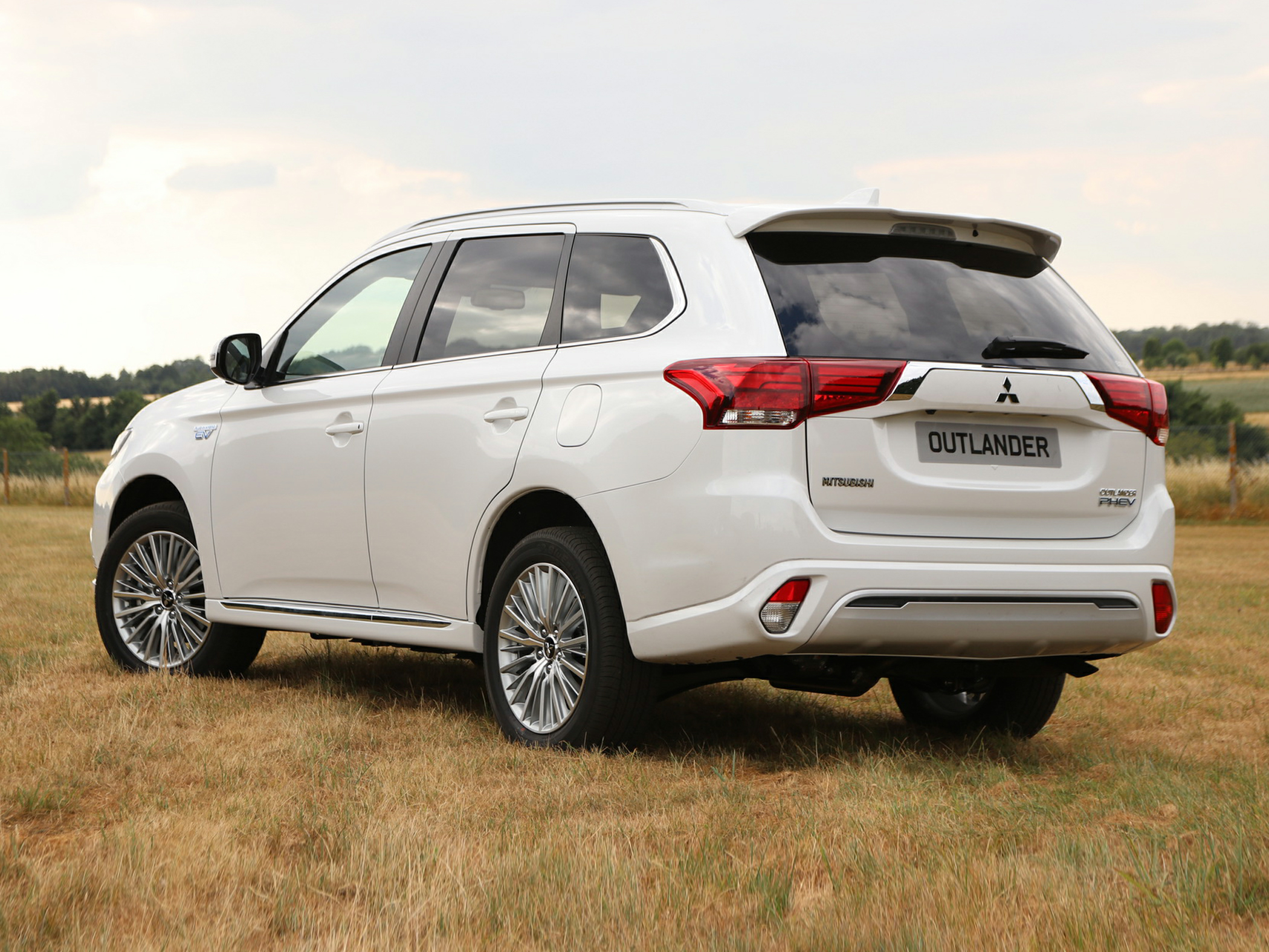 2022 Mitsubishi Outlander PHEV