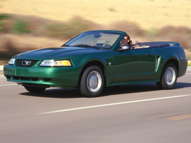 2000 Ford Mustang