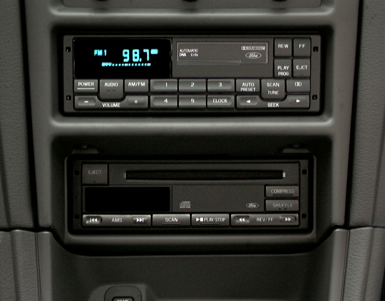2000 Ford Mustang