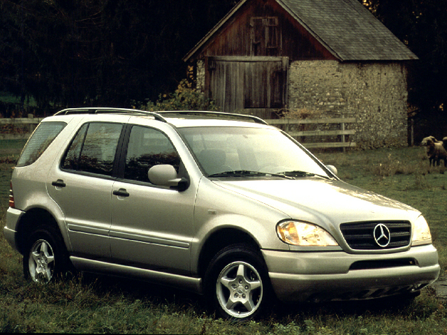 2000 Mercedes-Benz M-Class