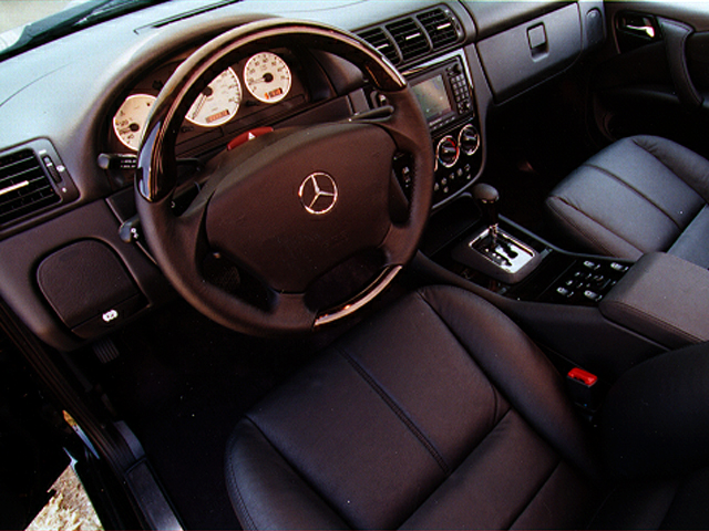 2000 Mercedes-Benz M-Class
