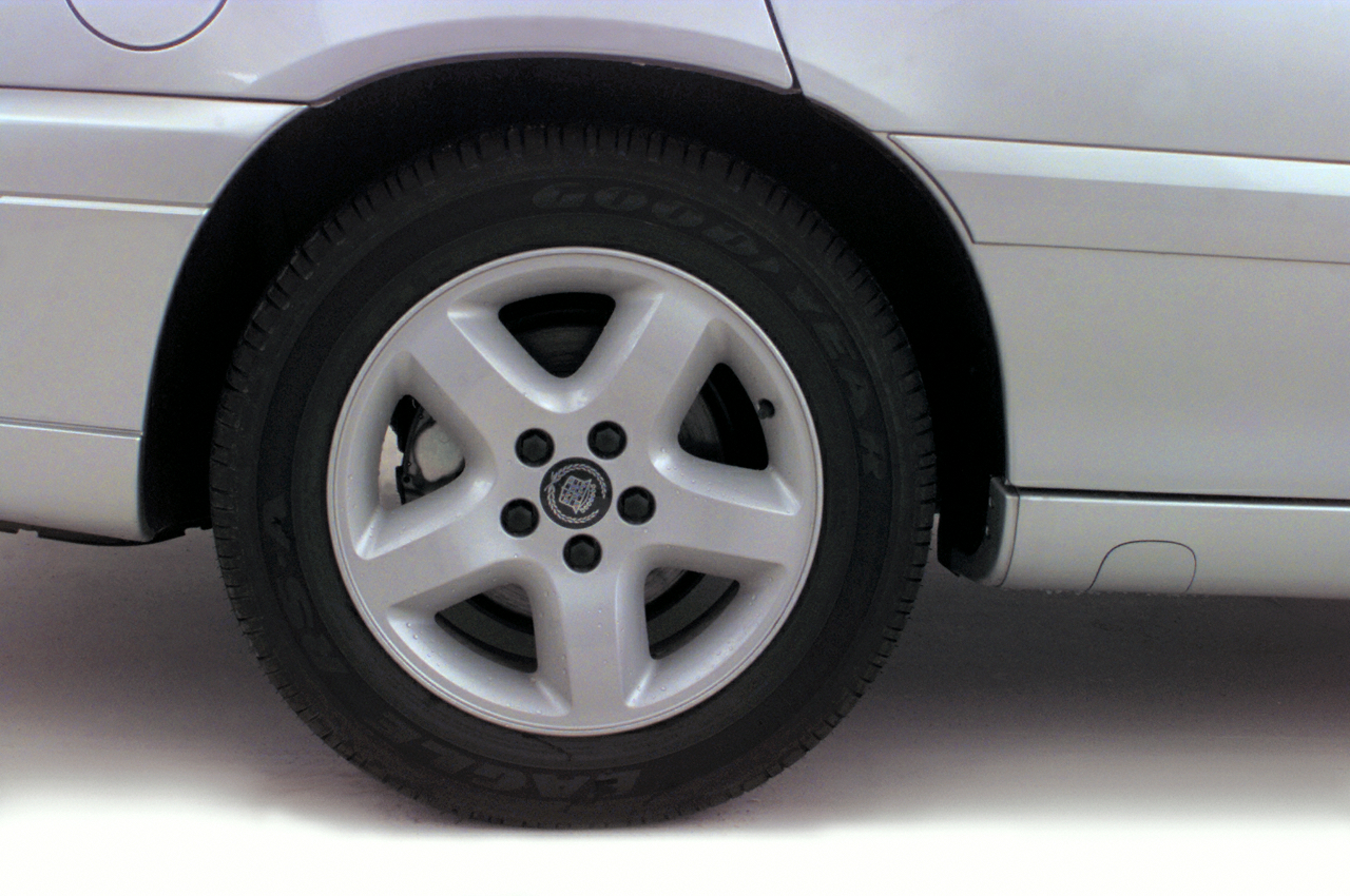 2000 Cadillac Catera