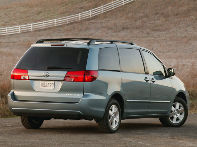 2004 Toyota Sienna - Specs, Prices, MPG, Reviews & Photos | Cars.com