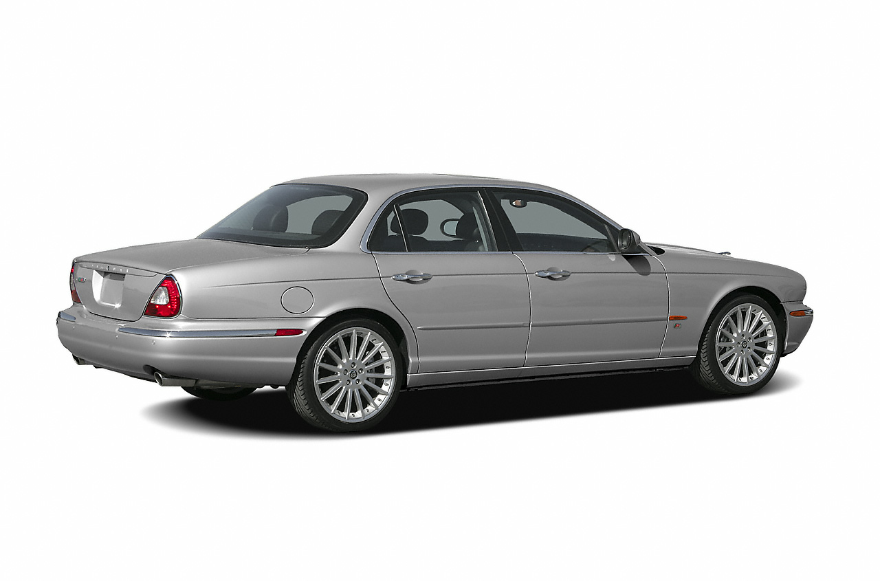 2005 Jaguar Vanden Plas Specs, Price, MPG & Reviews | Cars.com