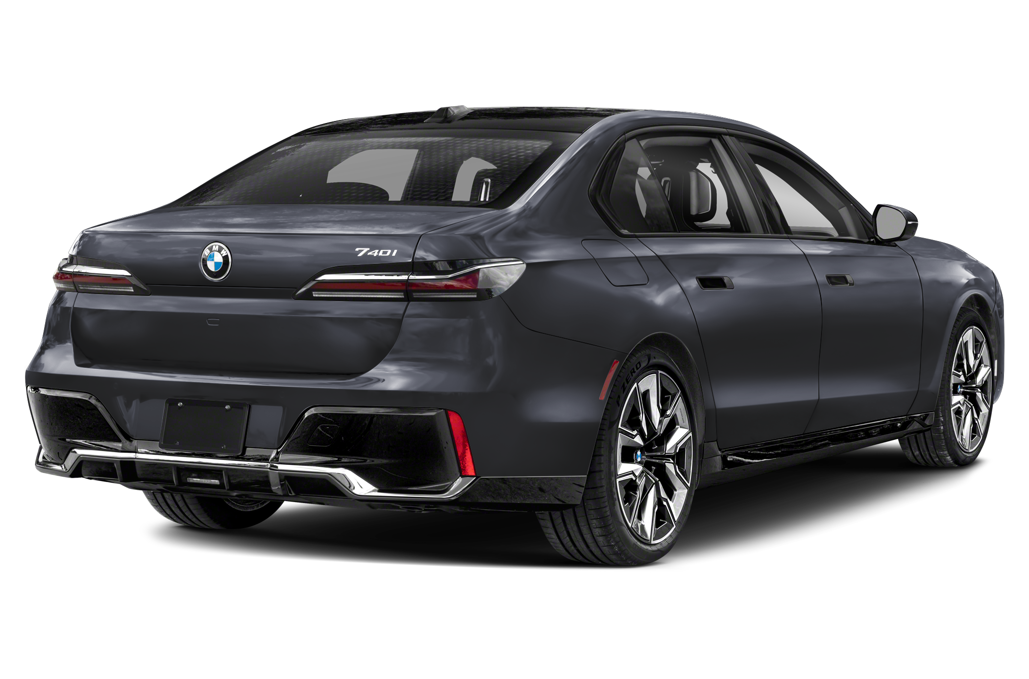 2025 BMW 740